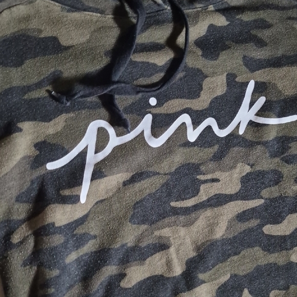 PINK Victoria's Secret Camouflage Hoodie - Picture 4 of 6